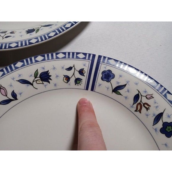 GIBSON Dark Blue Floral Trim Dinnerplates Set of 2 -STAINS, FADING (9a3) - Picture 8 of 10